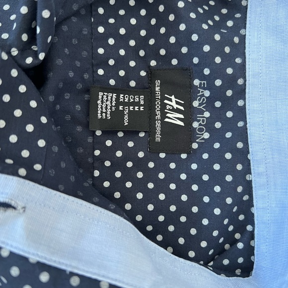 Men’s button up shirt. Easy iron. - Picture 2 of 3